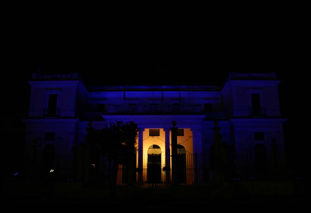 Sunmoonarchitecture. False Sunset | light art