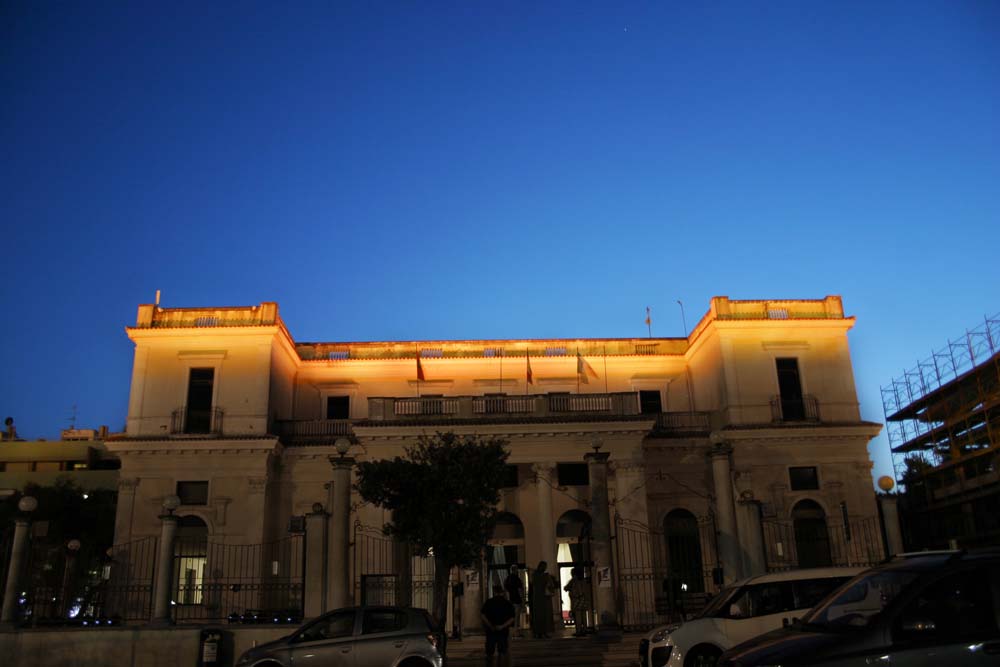 Sunmoonarchitecture. False Sunset | light art