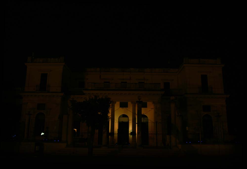 Sunmoonarchitecture. False Sunset | light art